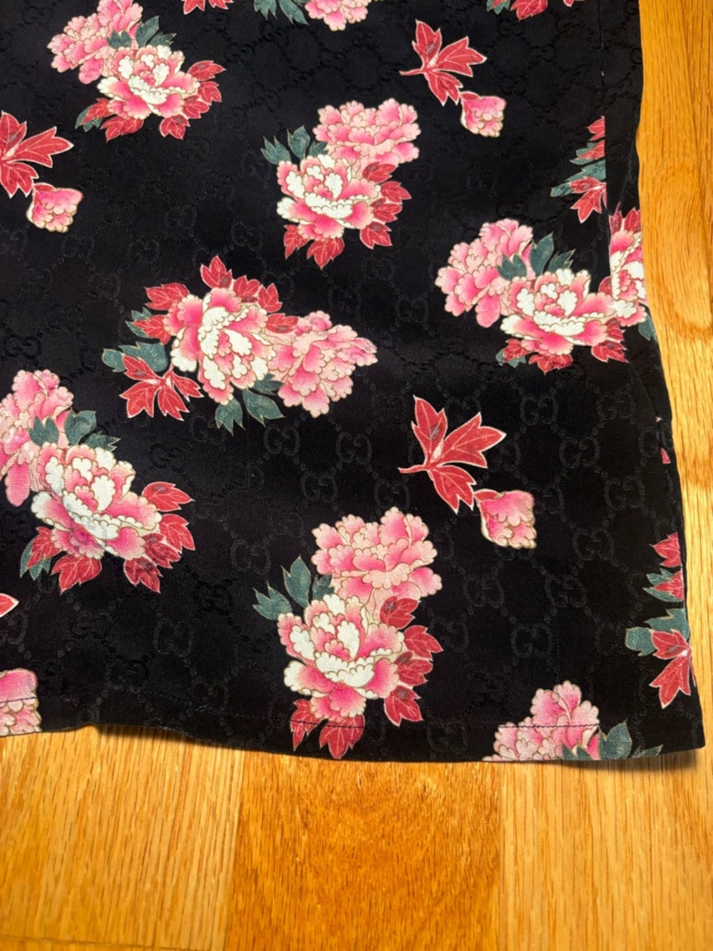 SOLD - Gucci GG Silk Floral Button Shirt - Picture 5 of 5